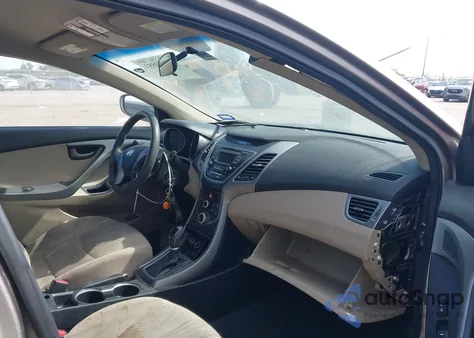 2016 Hyundai Elantra Se z USA, uszkodzony, nr VIN 5NPDH4AE8GH729937